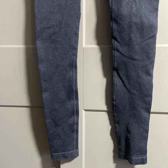 Spiritual Gangster Metta Ribbed Compression Ankle Leggings Blue Size X-Small - Picture 4 of 7